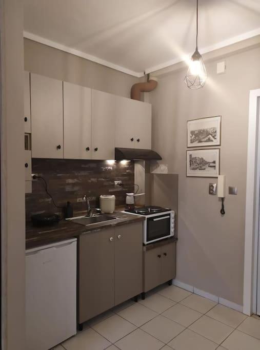 Cozy Studio, 1Min From Kamara Thessaloníki Exteriör bild